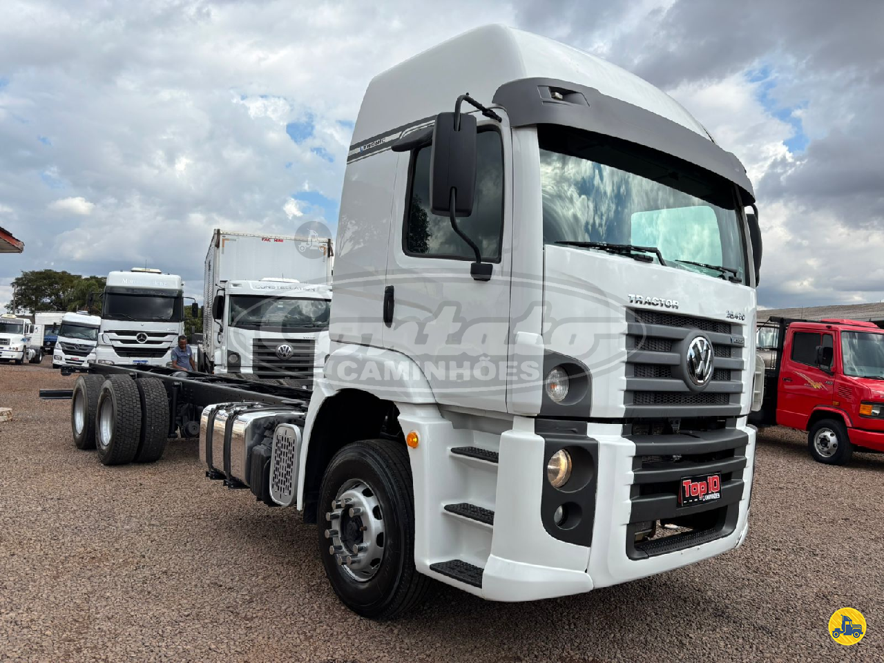 CAMINHAO VOLKSWAGEN VW 26420 Chassis Truck 6x4 Contato Caminhões CASCAVEL PARANÁ PR
